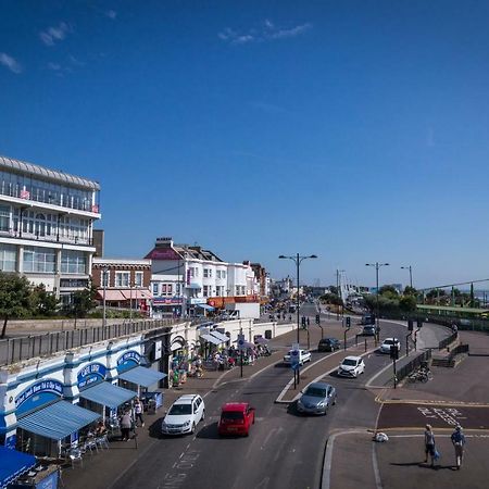 Southend Central Hotel - Close To Beach, City Centre, Train Station & Southend Airport Екстериор снимка